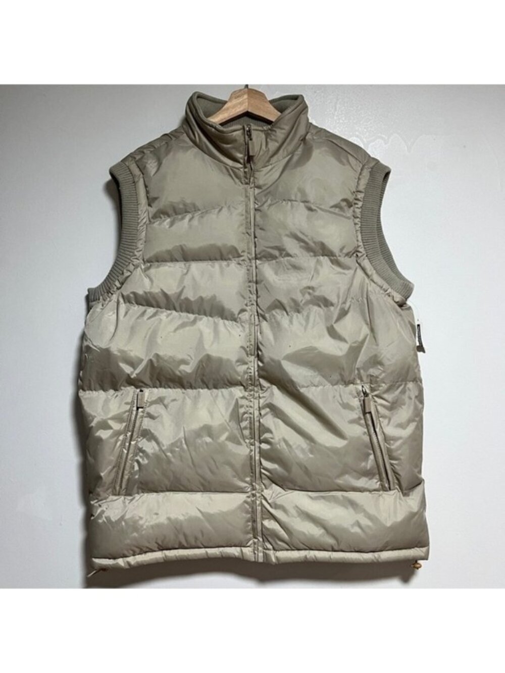 Fahrenheit Active Puffer Vest - Beige - Size L - Quilted Zip-Up Outerwear